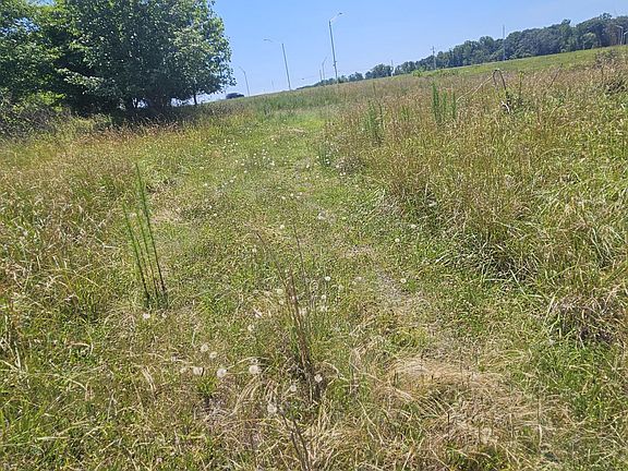 5th image of 5802 Germanton Rd #109F