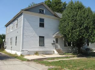 610 W 1st St #4, Waterloo, IA 50701