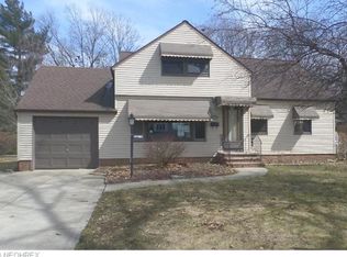 1279 Haverston Rd, Lyndhurst, OH 44124