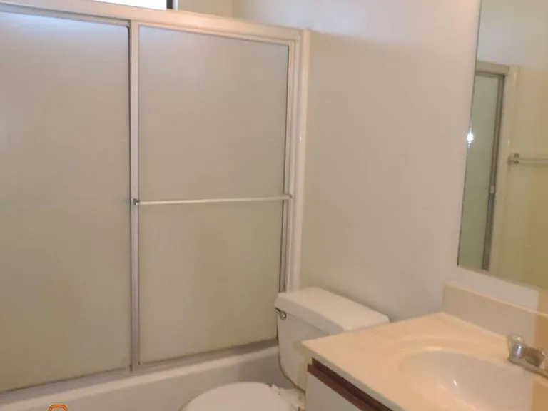 GRA600 — Photo 10