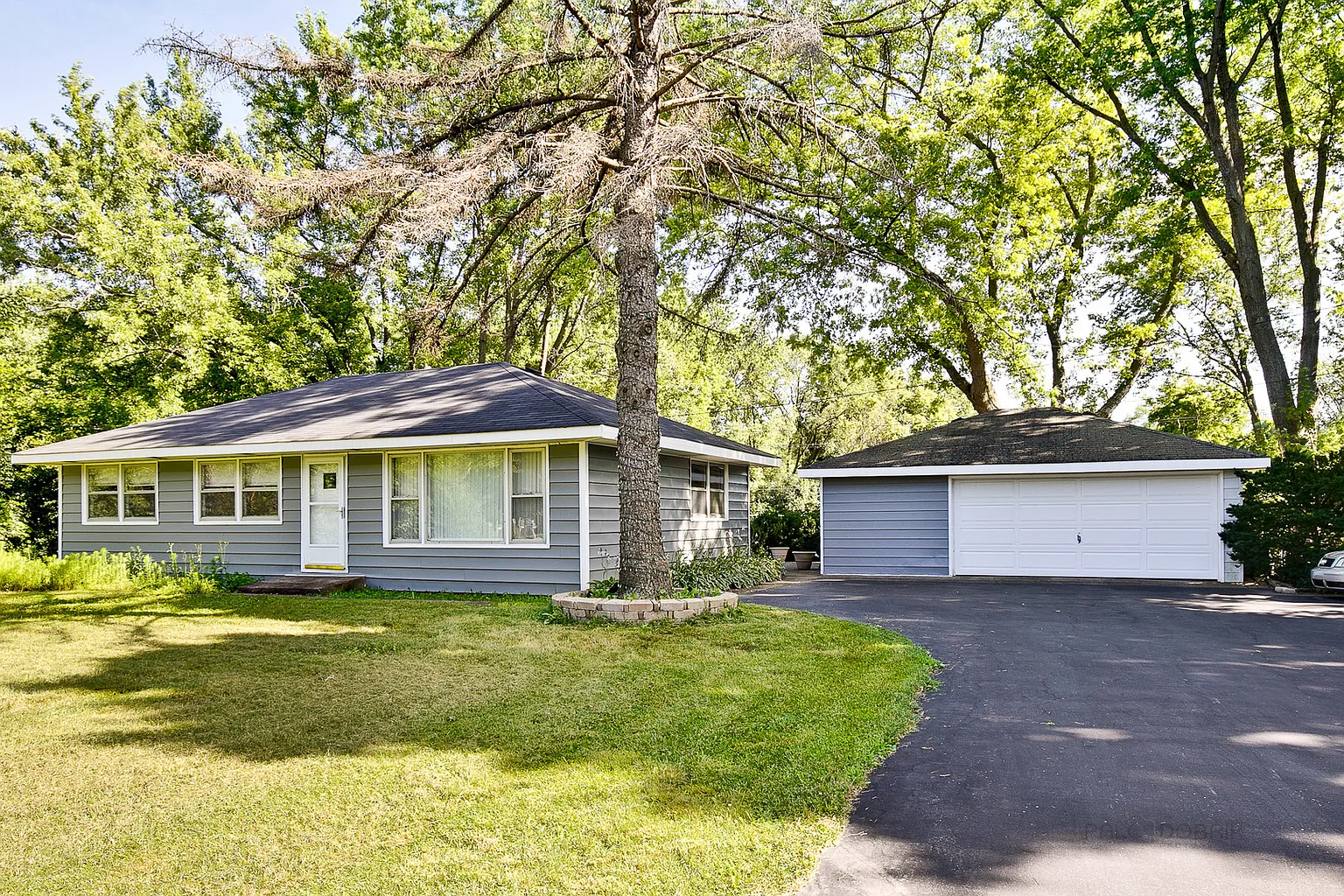 9 Crestland Rd photo 1