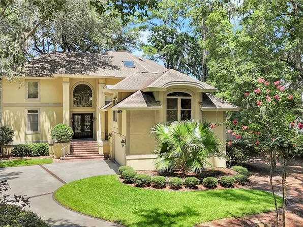 5 Clarendon Ln, Hilton Head Island, SC 29928