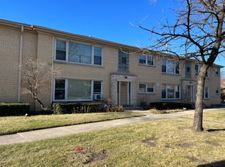 2010 S Crescent Ave APT 1C, Park Ridge, IL 60068