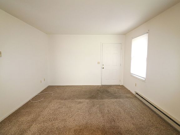 4th image of 69 Akron Rd