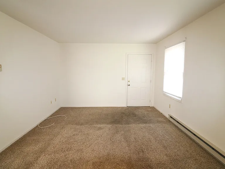 69 Akron Rd — Photo 4
