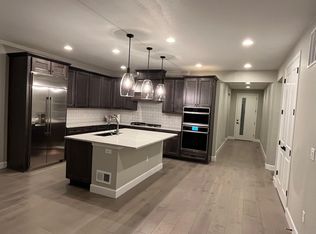 11463 W 53rd Pl, Arvada, CO 80002