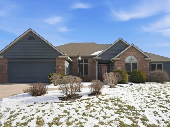 8114 Sorrel Ln, Fort Wayne, IN 46825