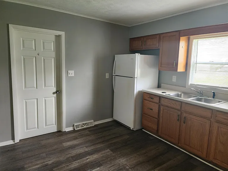11955 Price St — Photo 5
