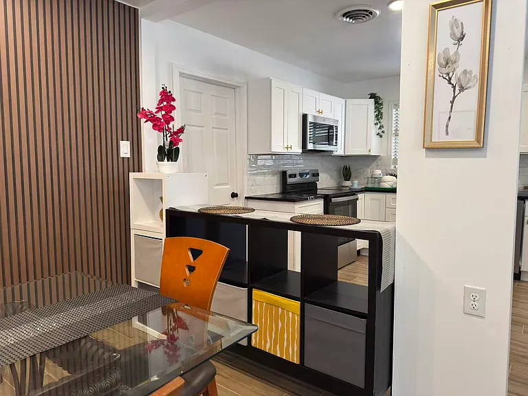 215 Montfort Dr — Photo 14