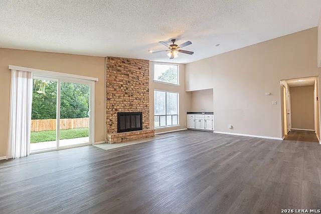 5814 Pineway St — Photo 6
