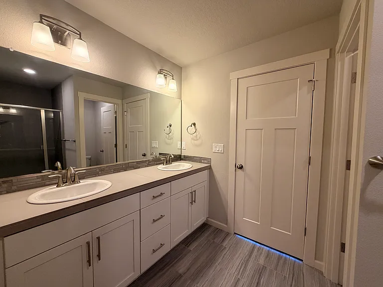 4300 S Laughing Water Cir — Photo 30