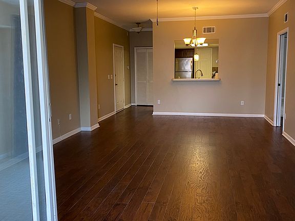 3rd image of 2909 Saint Johns Ave #C28