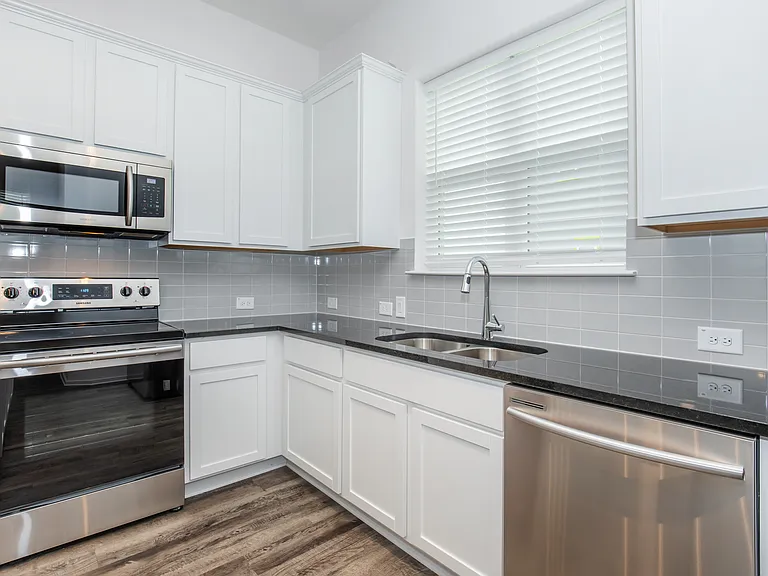 Trailside Oaks Townhomes — Photo 135