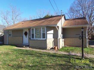 3808 Cypress St, Parkersburg, WV 26104