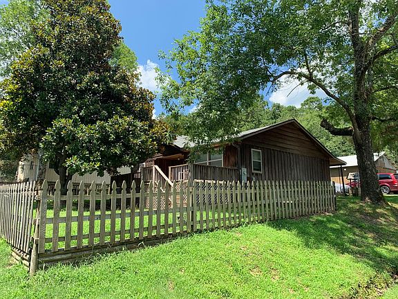 Fence has been removed.