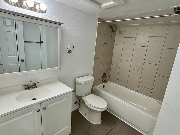 1550 Kendall St — Photo 13