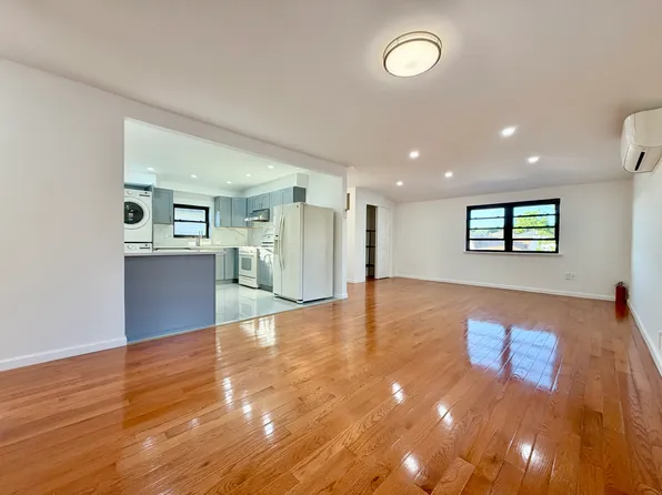 216 Monahan Ave #2, Staten Island, NY 10314