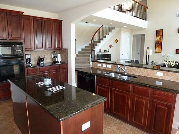 4th image of 203 Hensley Dr
