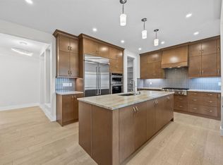 192 S Magnolia Mnr SE, Calgary, AB T3M3J1