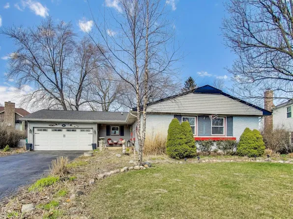 810 Woodhollow Ln, Buffalo Grove, IL 60089