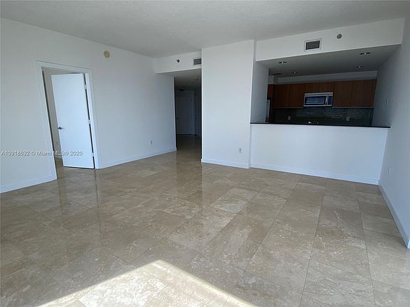 5th image of 1060 Brickell Ave APT 3901