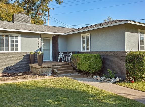 3rd image of 2924 Mimosa Park Dr