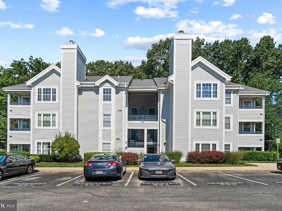 1st image of 604 Moonglow Rd APT 304