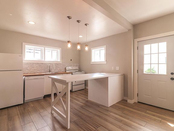 Kitchen + Living