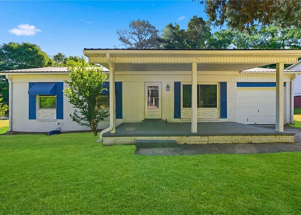 1st image of 360 Martin Cir