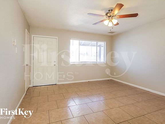 3rd image of 8707 N 41st Ave
