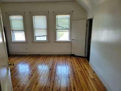2nd image of 795 Lindley St Floor 3