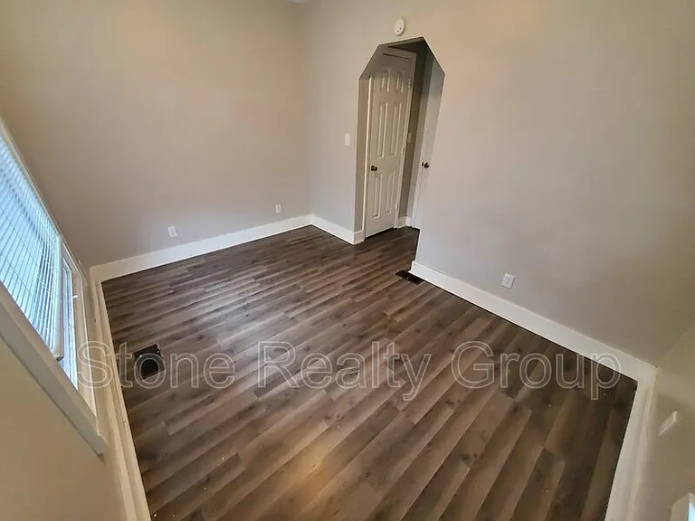 420 S 7th St #A — Photo 3
