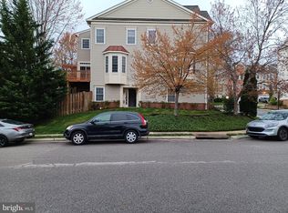 3396 Beechcliff Dr, Alexandria, VA 22306
