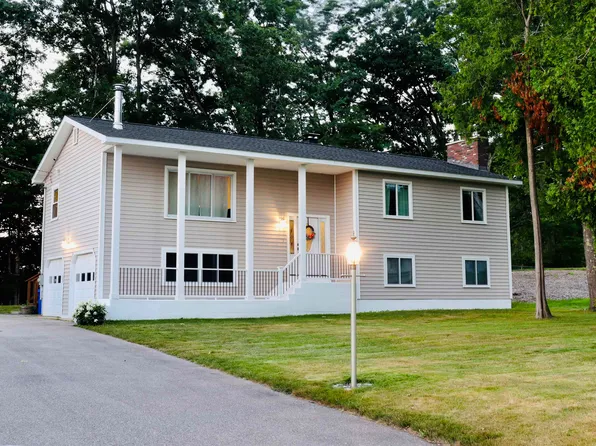 135 Greenwood Court, Manchester, NH 03109