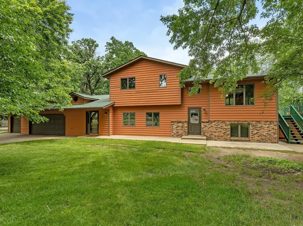 22096 Fairmount Rd, Saint Cloud, MN 56301