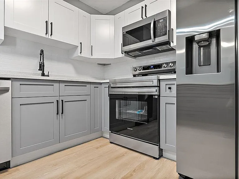 3926 Helena St NE — Photo 19