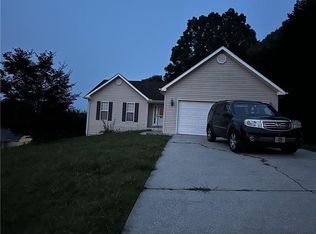 5026 Limerick Ln, Flowery Branch, GA 30542