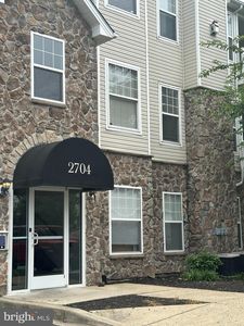 2704 Gresham Way UNIT 303, Windsor Mill, MD, 21244