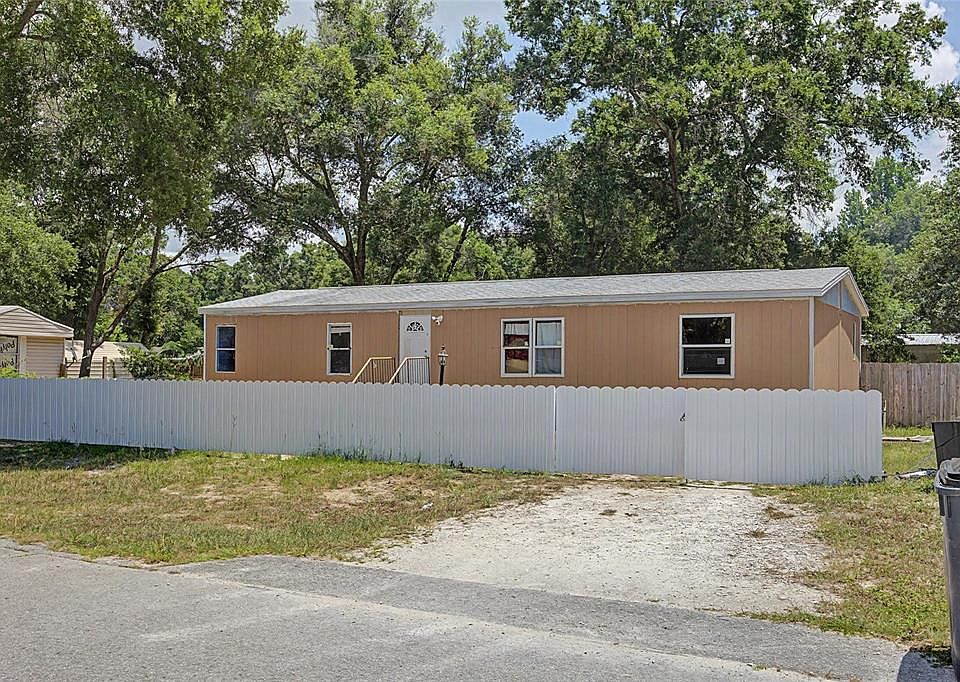 1st image of 6944 SW 85th Pl