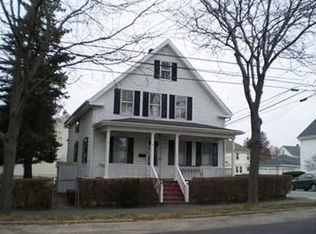 33 Bay View Ave, Bristol, RI 02809