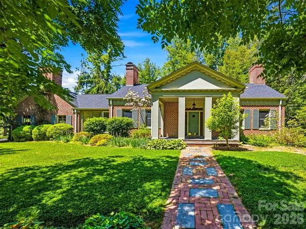 109 Stuyvesant Rd, Asheville, NC 28803