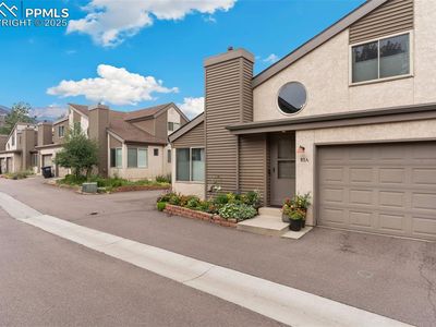 81 Crystal Park Rd APT A, Manitou Springs, CO, 80829
