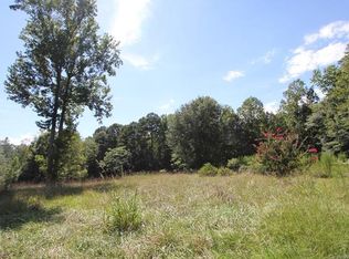137 Strawberry Ln, Lilesville, NC 28091