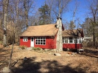 188 Coon Den Rd, Highland Lakes, NJ 07422