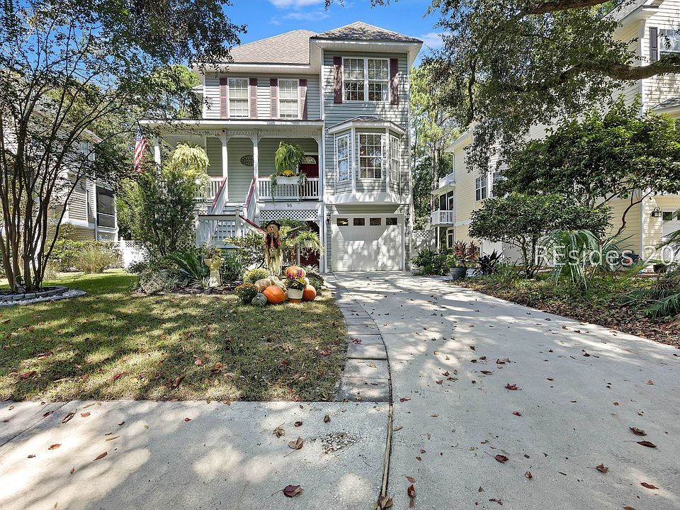 1st image of 96 Victoria Square Drive