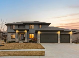 2424 N 187th Ave, Elkhorn, NE 68022