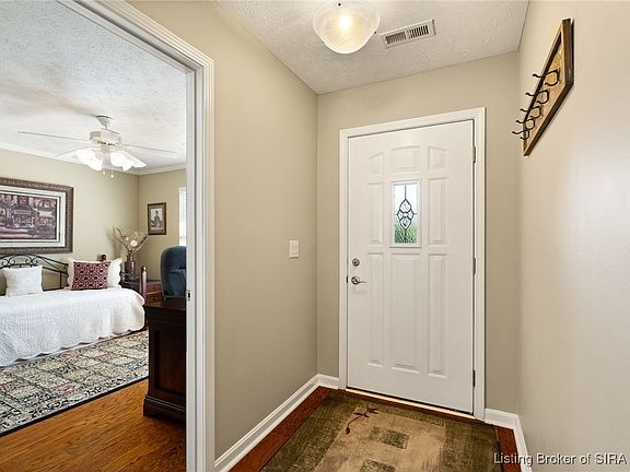 5th image of 8454 Villa Circle