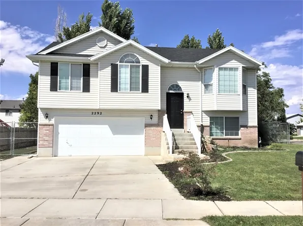 2292 W 2075 N, Clinton, UT 84015