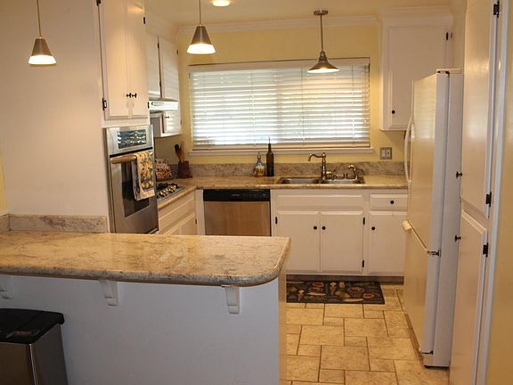 3rd image of 4971 Tifton Way