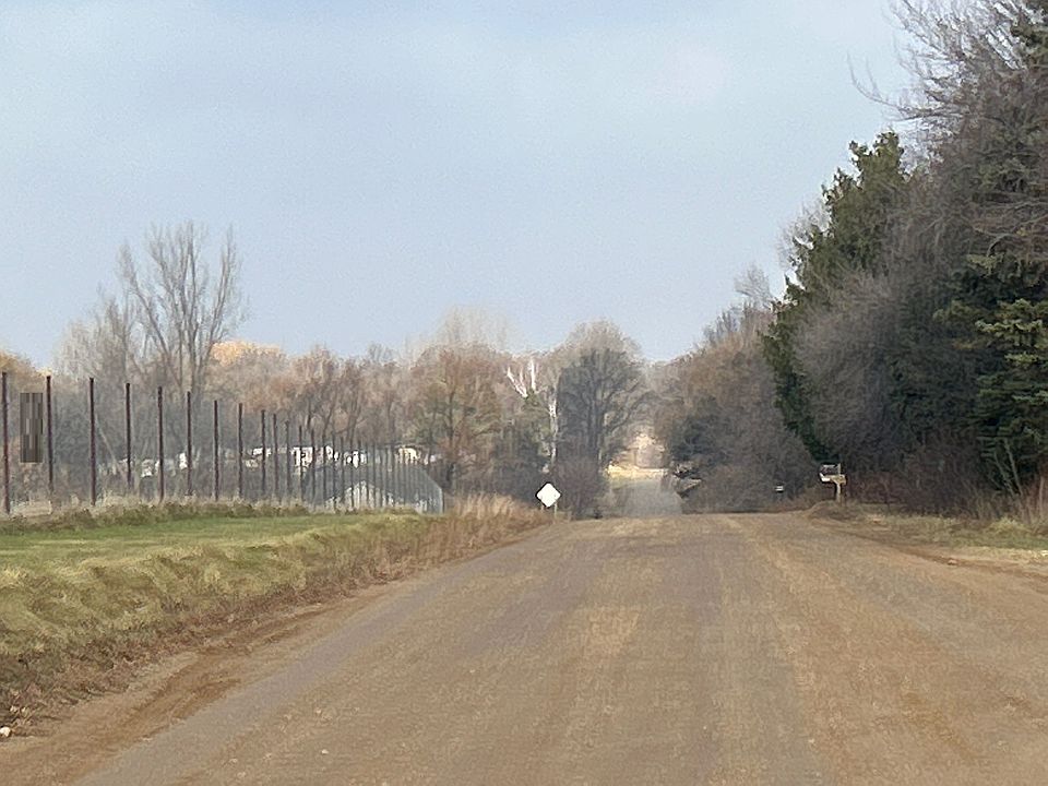 2nd image of 760 Shaw Rd